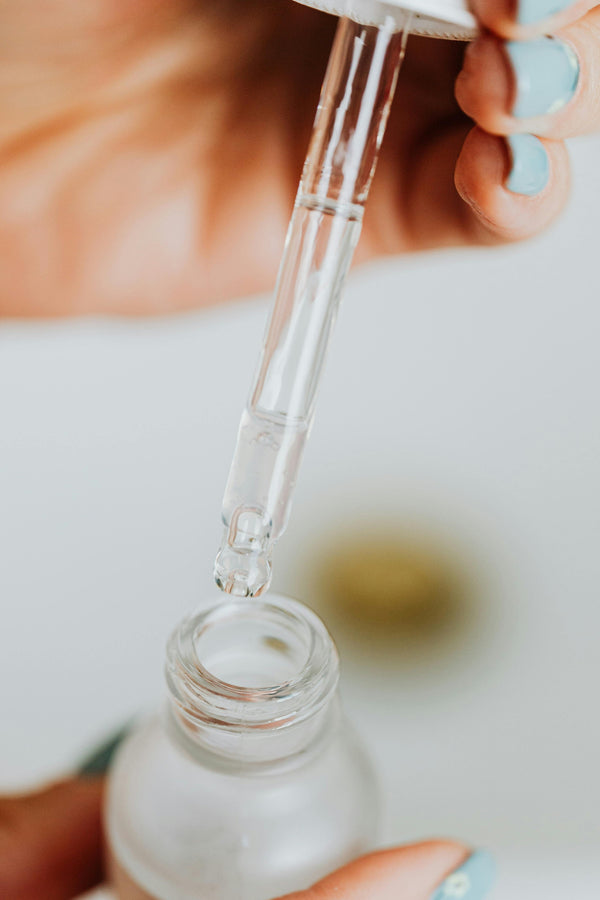 The difference between face oils, serums, lotions and balms - Fyve, Inc.